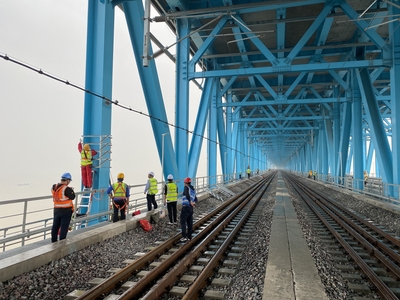 中天科技新型5G漏纜賦能滬蘇通長江公鐵大橋，實現(xiàn)5G網(wǎng)絡(luò)全覆蓋